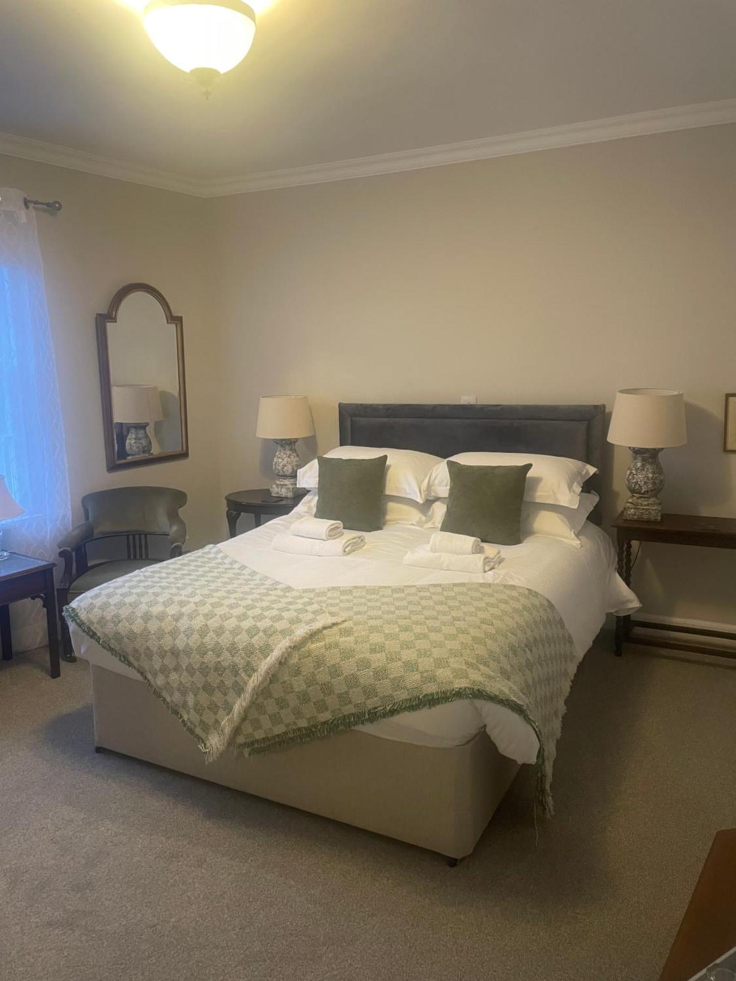 The Garret Hotel Kirkcudbright Extérieur photo